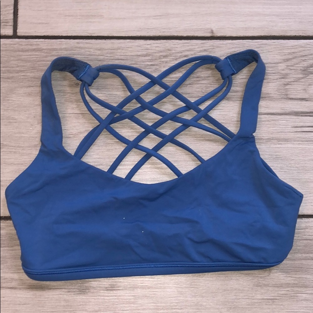 Lululemon sports bra